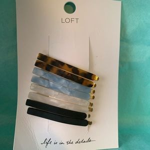 Multicolored barrette set